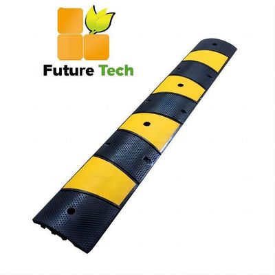 acheter bosses de vitesse résistantes de bosse en caoutchouc réfléchie de vitesse de 1830x300x58mm pour la chaussée du trafic fabrication en ligne