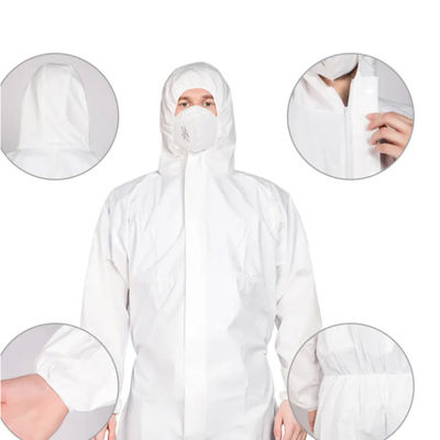 Un bon prix. Le costume protecteur jetable microporeux de corps de polypropylène de la combinaison 60GSM éclaboussent résistant en ligne