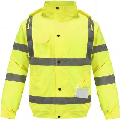 Un bon prix. Vêtement de pluie reflet thermique imperméable à l'eau certifié ANSI Haute visibilité pour la construction et le gaz pétrolier en ligne