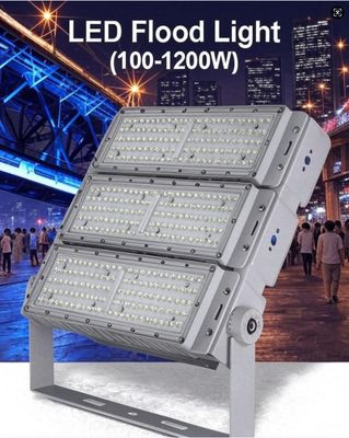 Un bon prix. Projecteur LED étanche IP66 300W avec une efficacité de 150 LM/W et une durée de vie de 50 000 heures en ligne